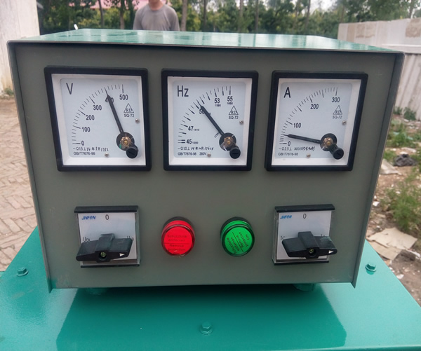 100KW豐茂無(wú)刷柴油發(fā)電機(jī)組